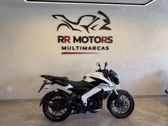 BAJAJ DOMINAR 200 BAJAJ DOMINAR 200